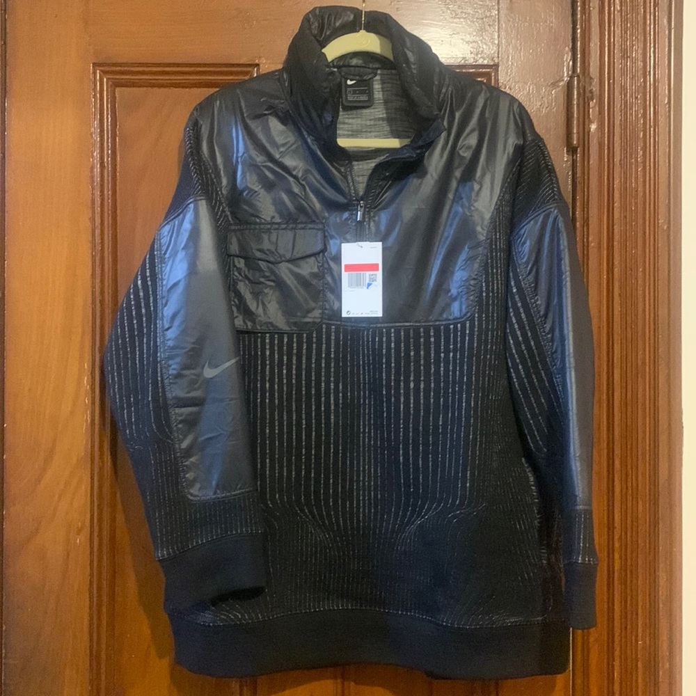 NWT! Nike Women’s 1/4 Zip Oversized Pullover Jacket Size: